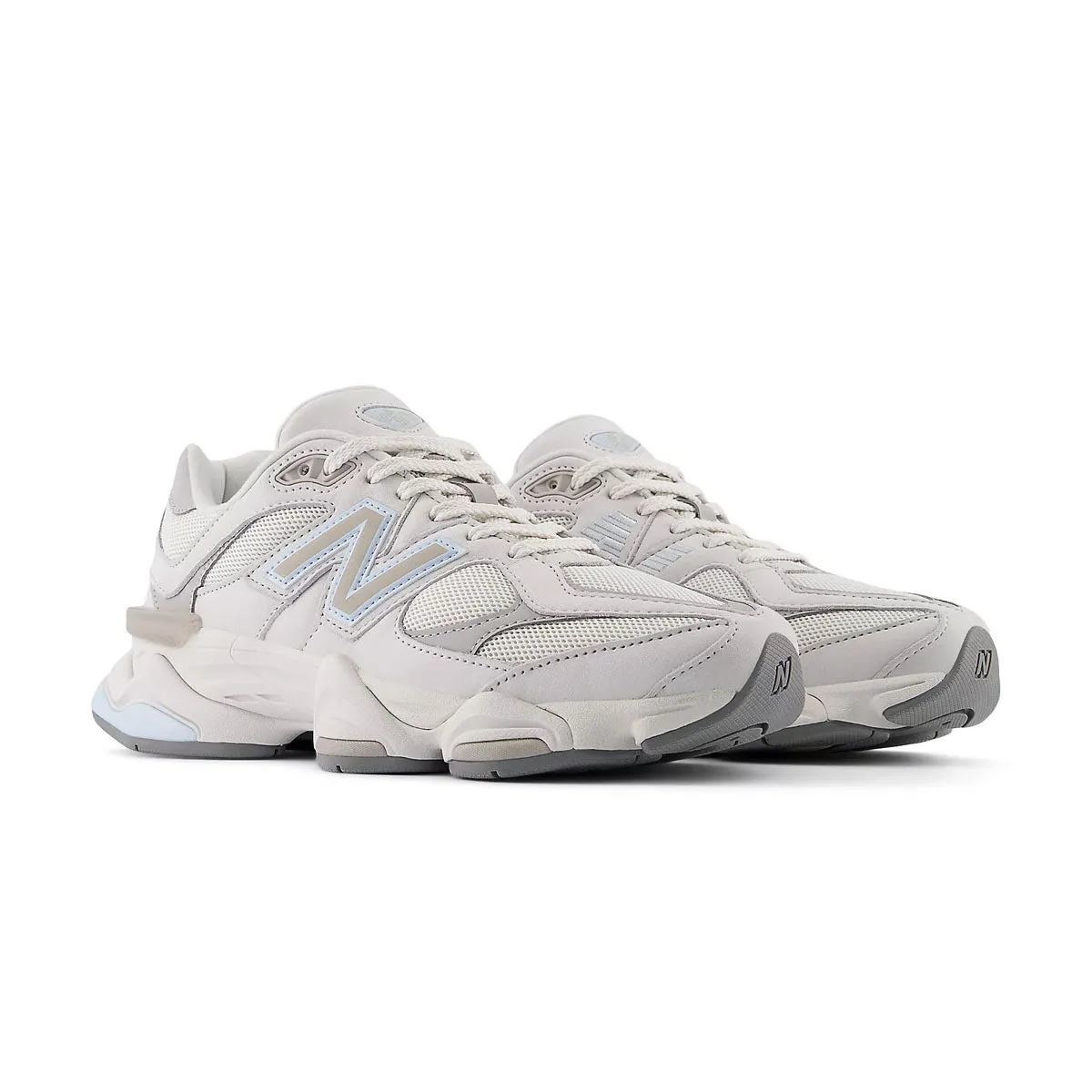 9060 'Reflexionssteinbruch Blau'