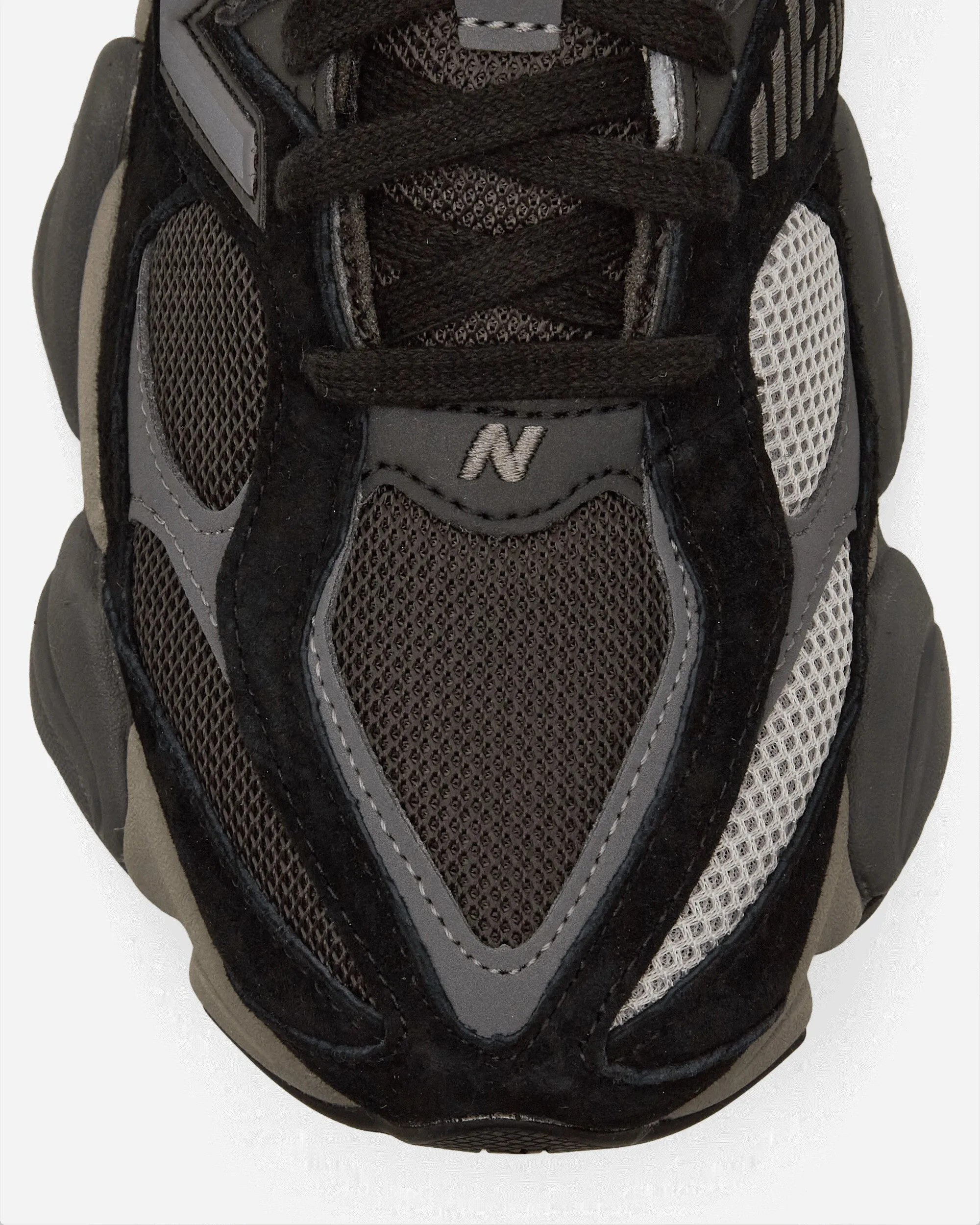 9060 Sneakers Schwarz / Castlerock / Regenwolke