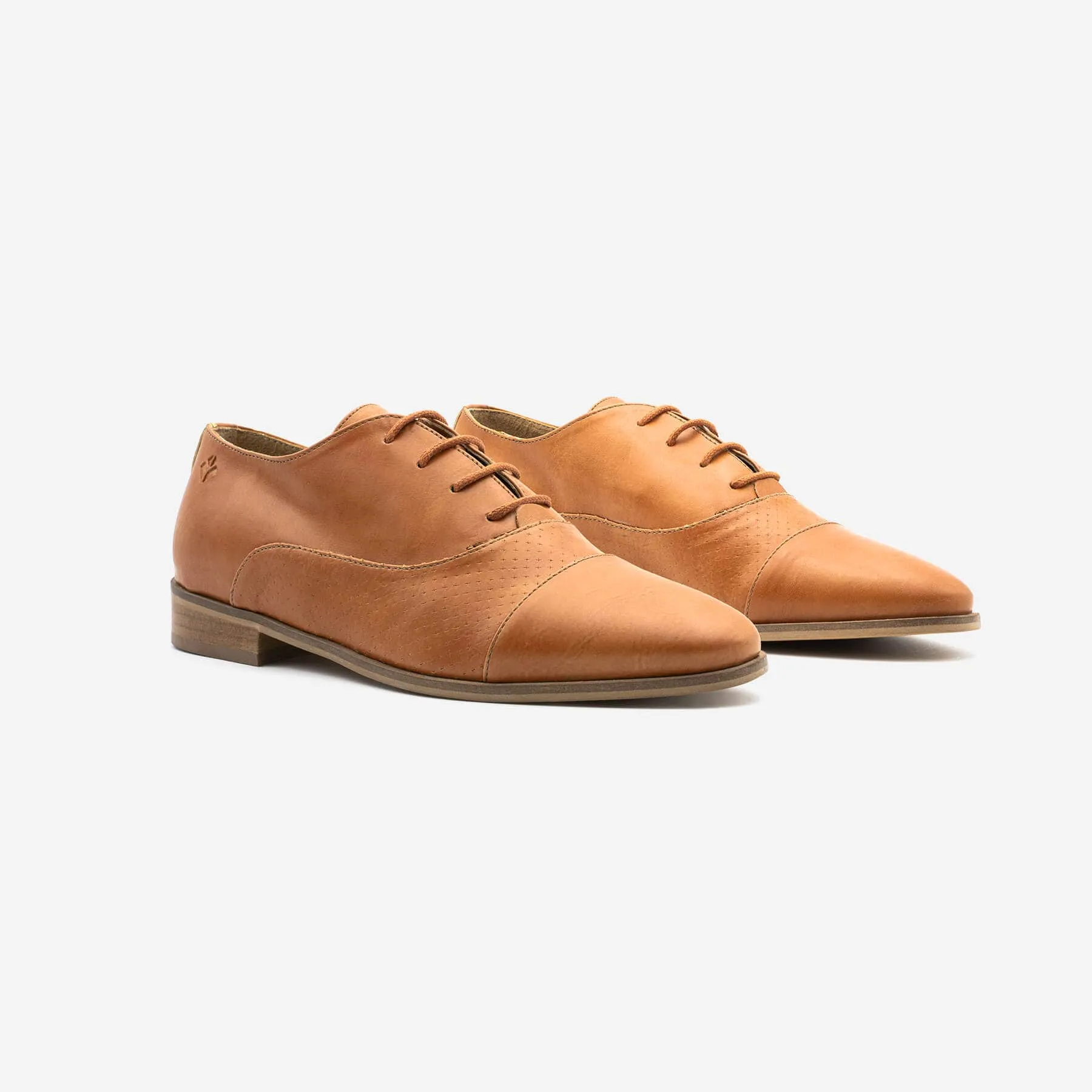 Aiko Damen Oxfordschuhe aus Veganem Leder | Kamel