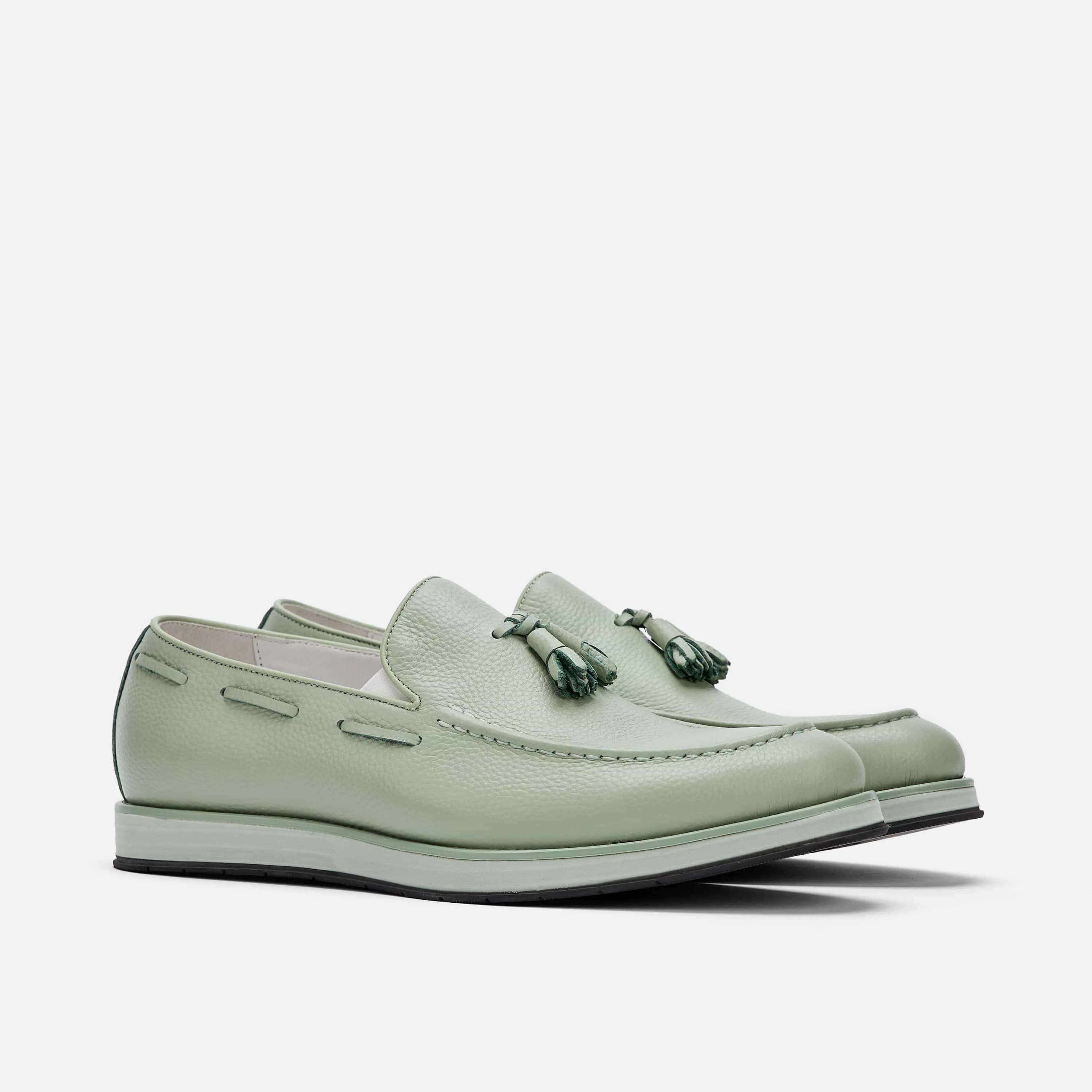 Apollo Sage Green Lederquasten-Loafer