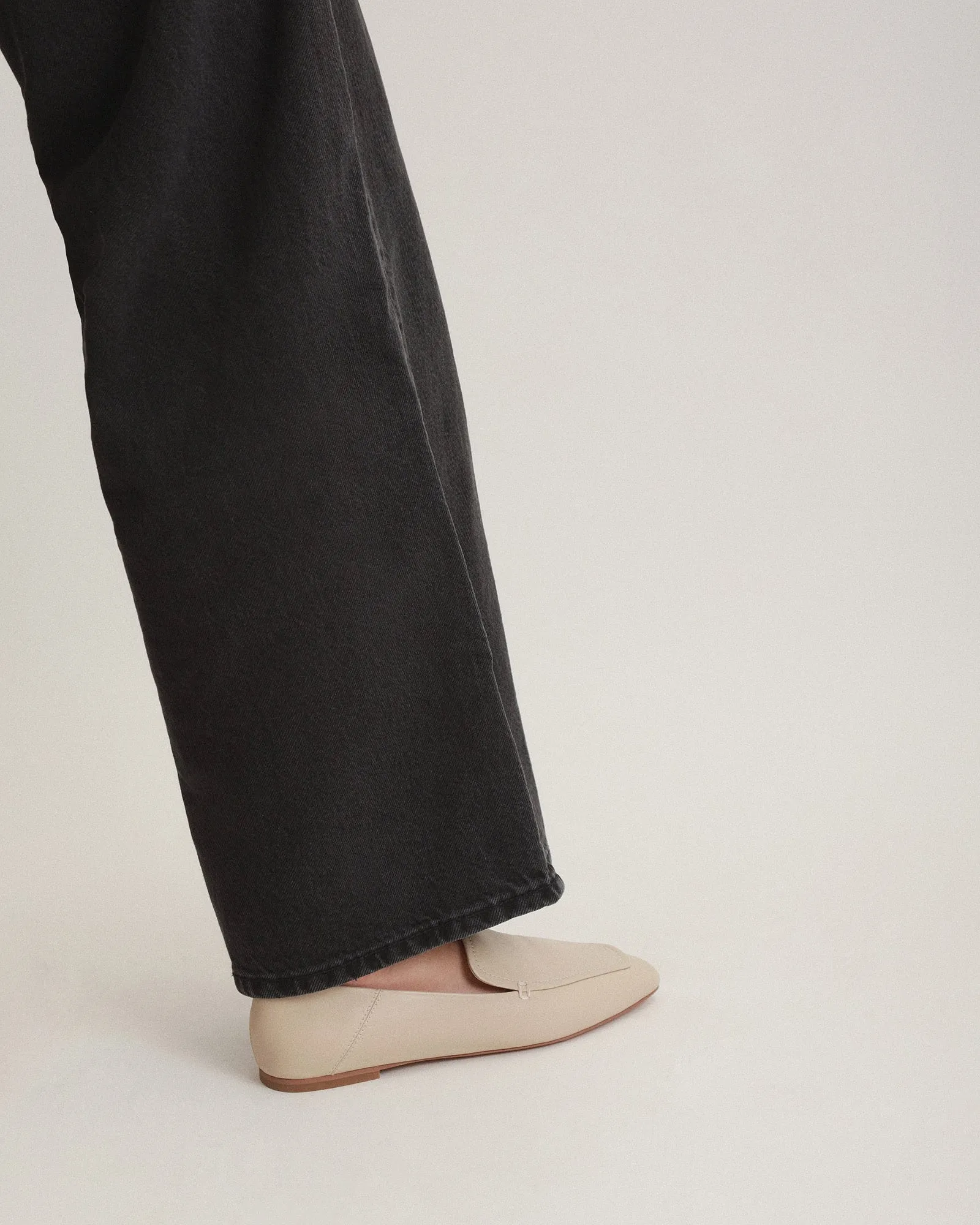 Bohnen-Loafer aus Sandleder