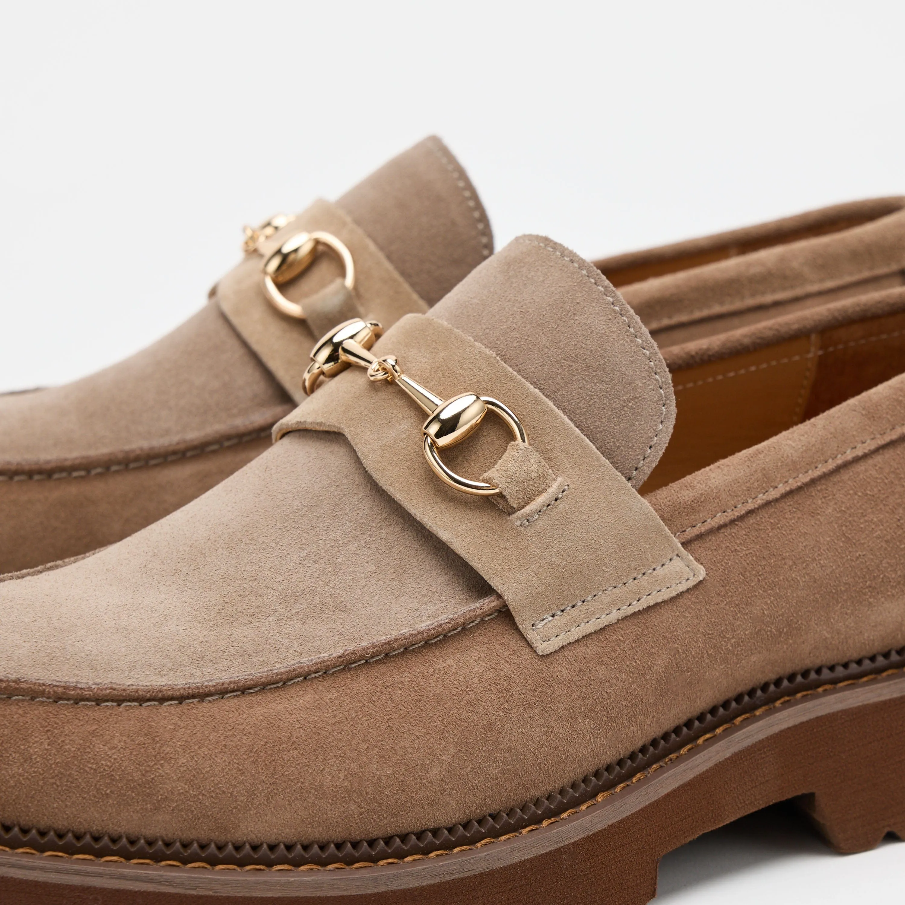 Blake Triple Tan Wildleder-Loafer mit Steg