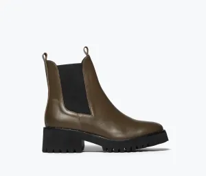 BROOKE REGENFESTE STIEFEL