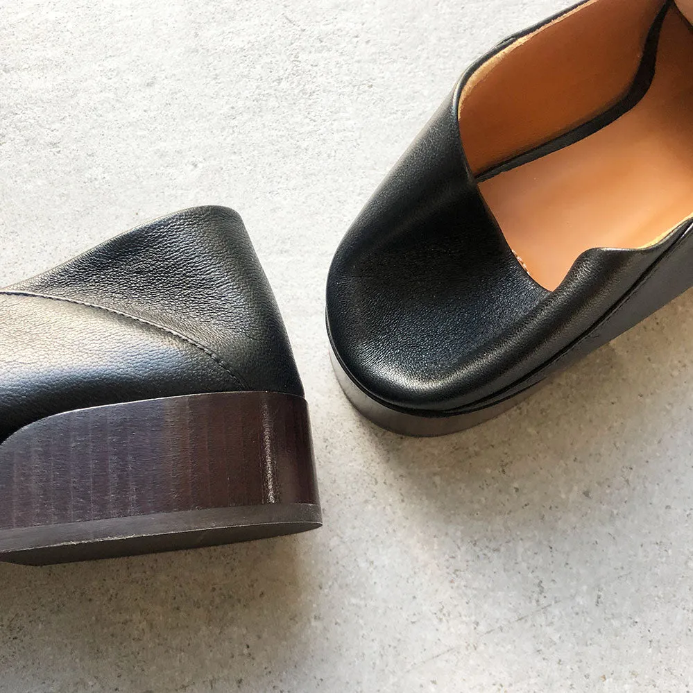 Chloé Shoes Kiss Loafer, Schwarz