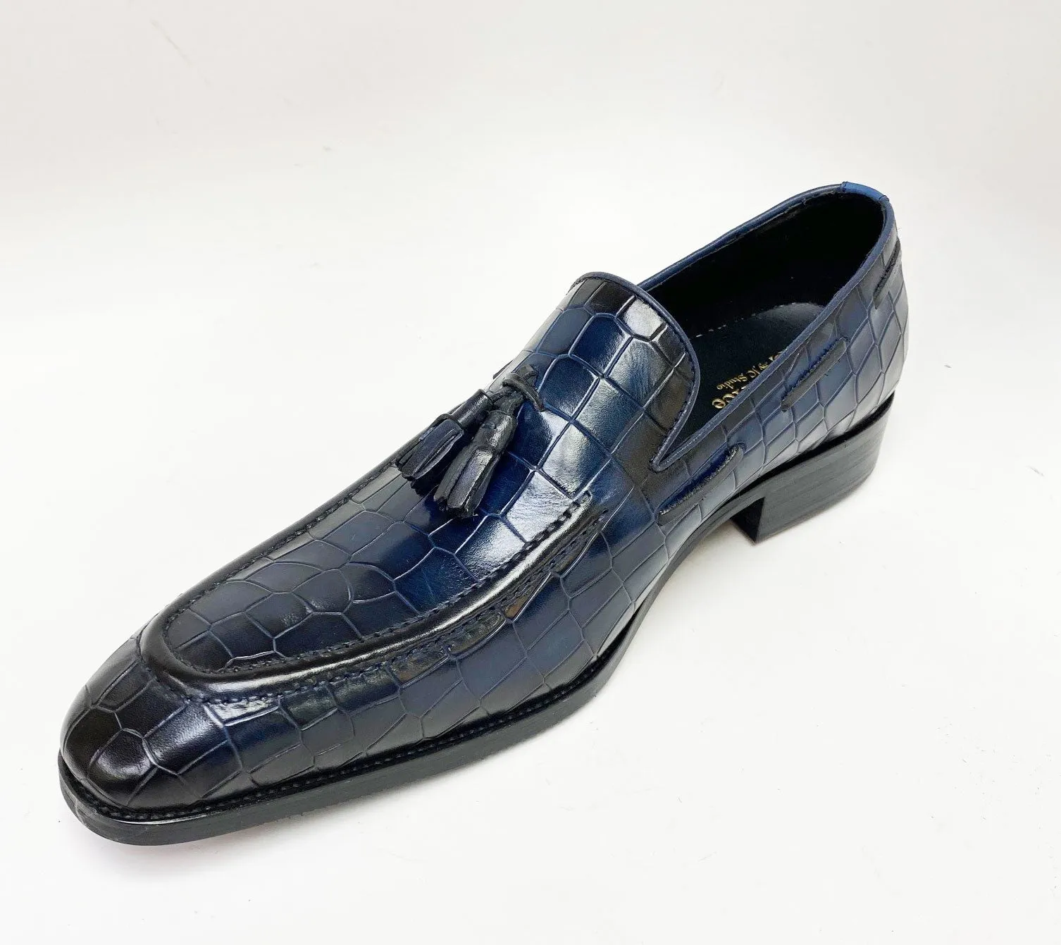 Krokodilgeprägter Schlupf-Loafer aus Kalbsleder in Marineblau