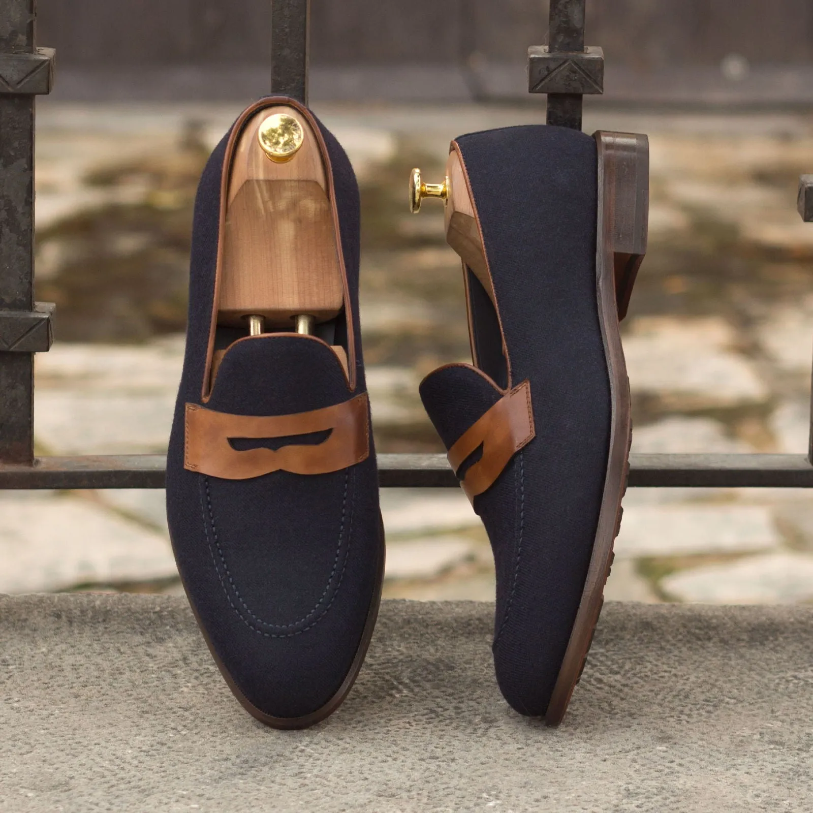 Dapperfam Schuhe DapperFam Luciano in Marineblau / Mittelbraun Herren Flanell & Italienische Leder Loafers
