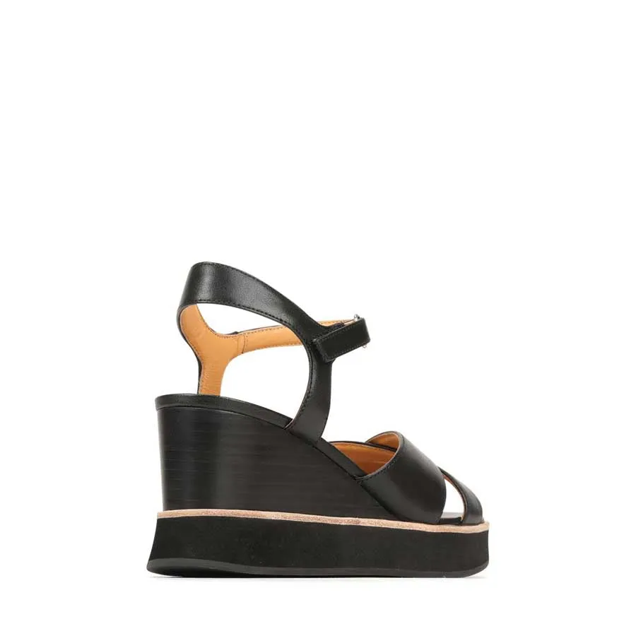 JUN LEDER KEILABSÄTZE SANDALEN
