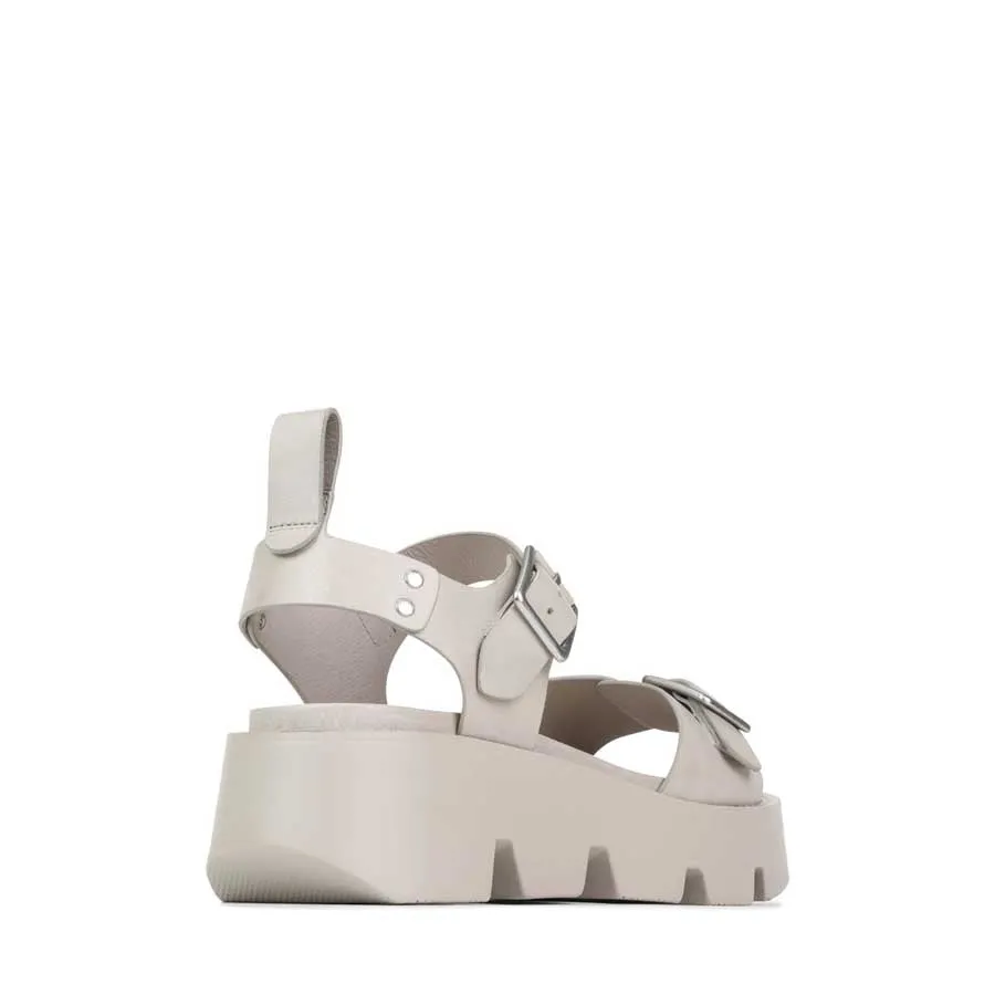 KAIRA LEDER PLATTFORM SANDALEN