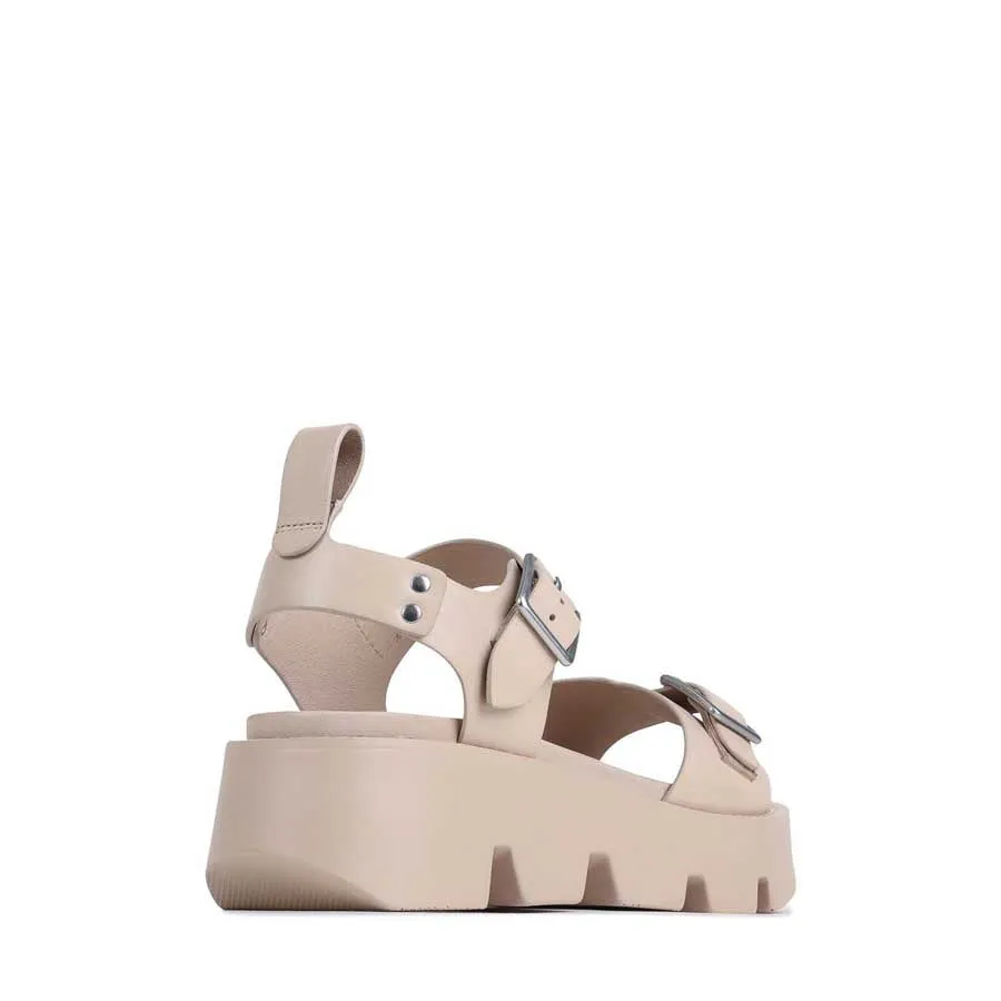 KAIRA LEDER PLATTFORM SANDALEN