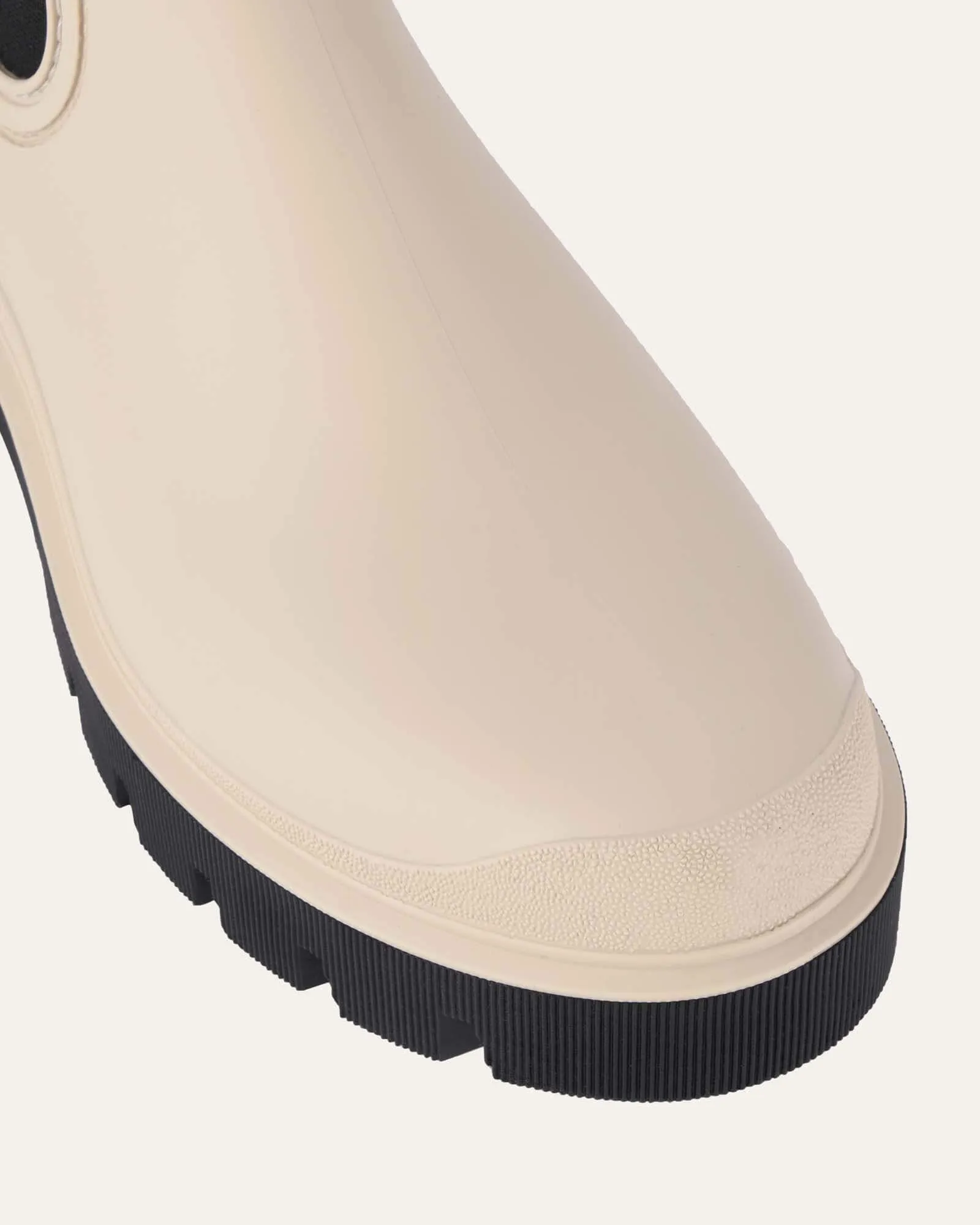 MAEVA FLACHER KNÖCHELSTIEFEL SAND GUMMI
