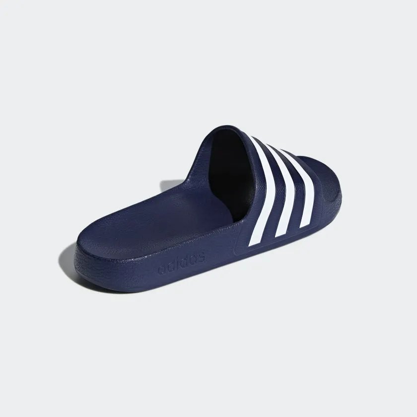 Herren Adilette Aqua Slides von adidas Hey Dude Schuhe