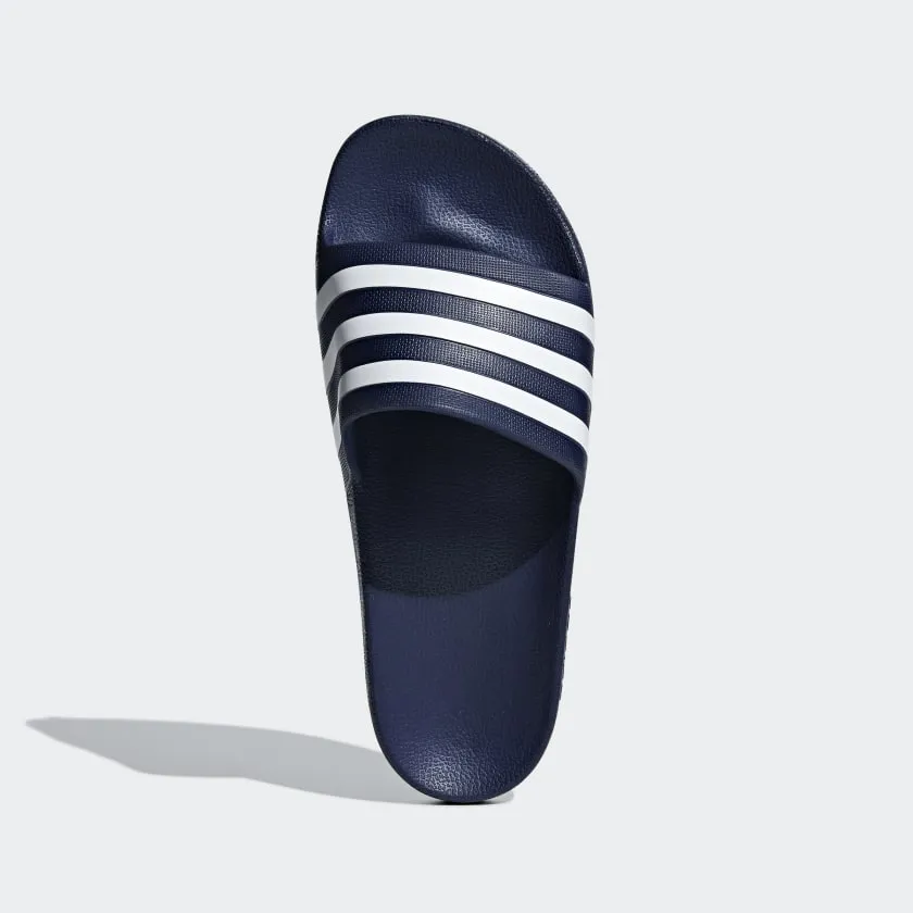 Herren Adilette Aqua Slides von adidas Hey Dude Schuhe