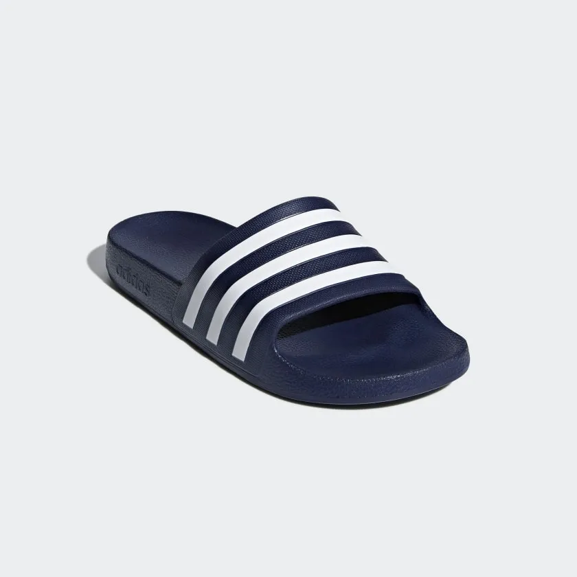 Herren Adilette Aqua Slides von adidas Hey Dude Schuhe