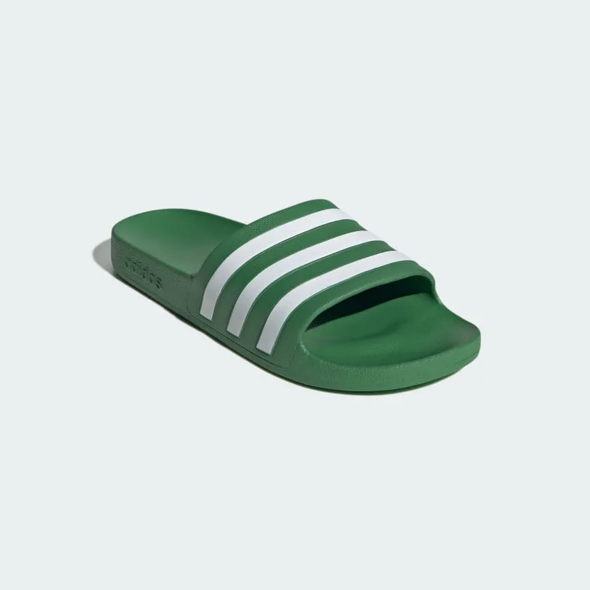 Herren Adilette Aqua Slides von adidas Hey Dude Schuhe
