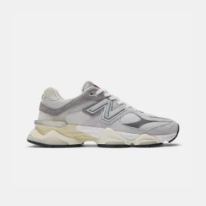 New Balance 9060 Regenwolke & Castlerock Weiß