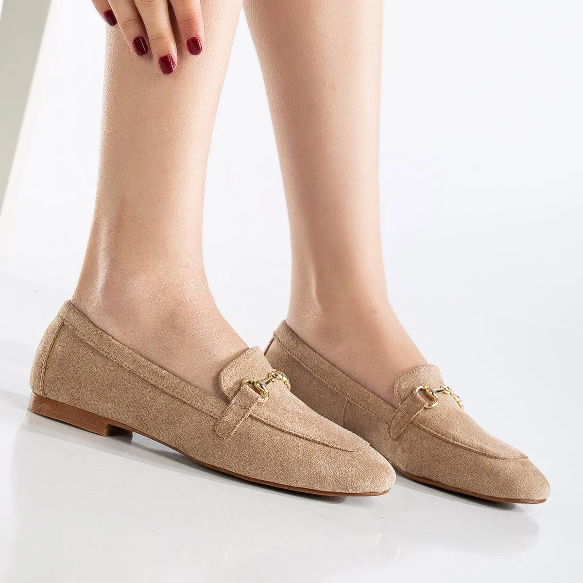 Olly Vegan Wildleder Horsebit Loafers | Dunkelbeige