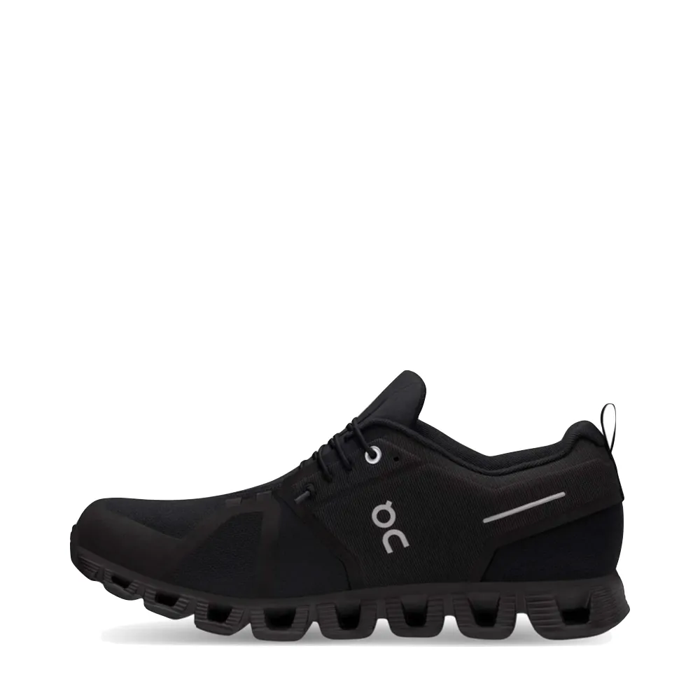 On Men's Cloud 5 wasserdichte Sneaker in komplett Schwarz