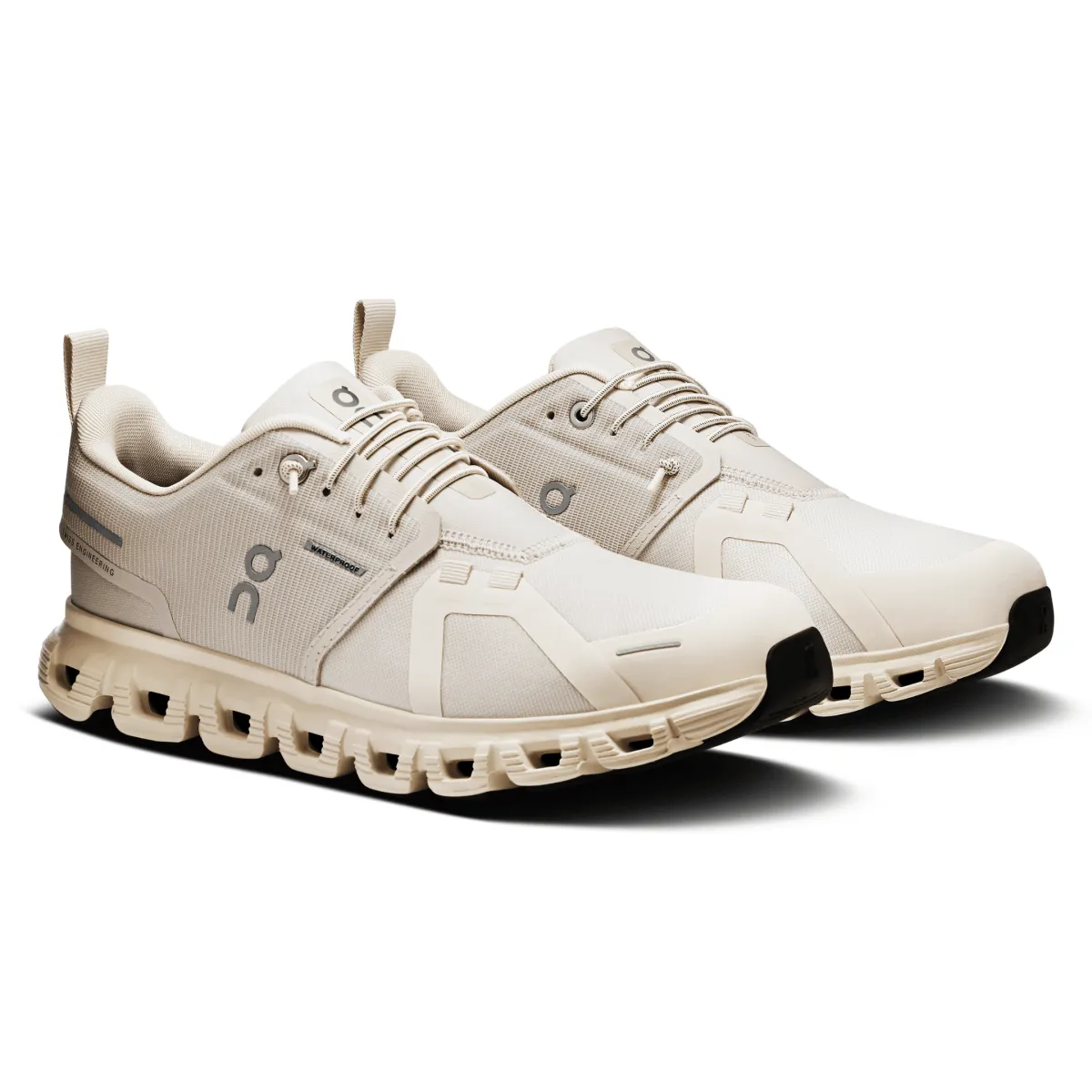 On Running Damen Cloud 6 Wasserdicht Perle/Creme