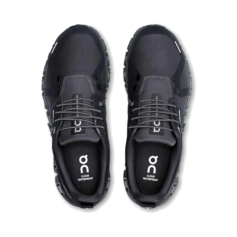 On Women's Cloud 6 wasserdichter Sneaker in Schwarz/Schwarz