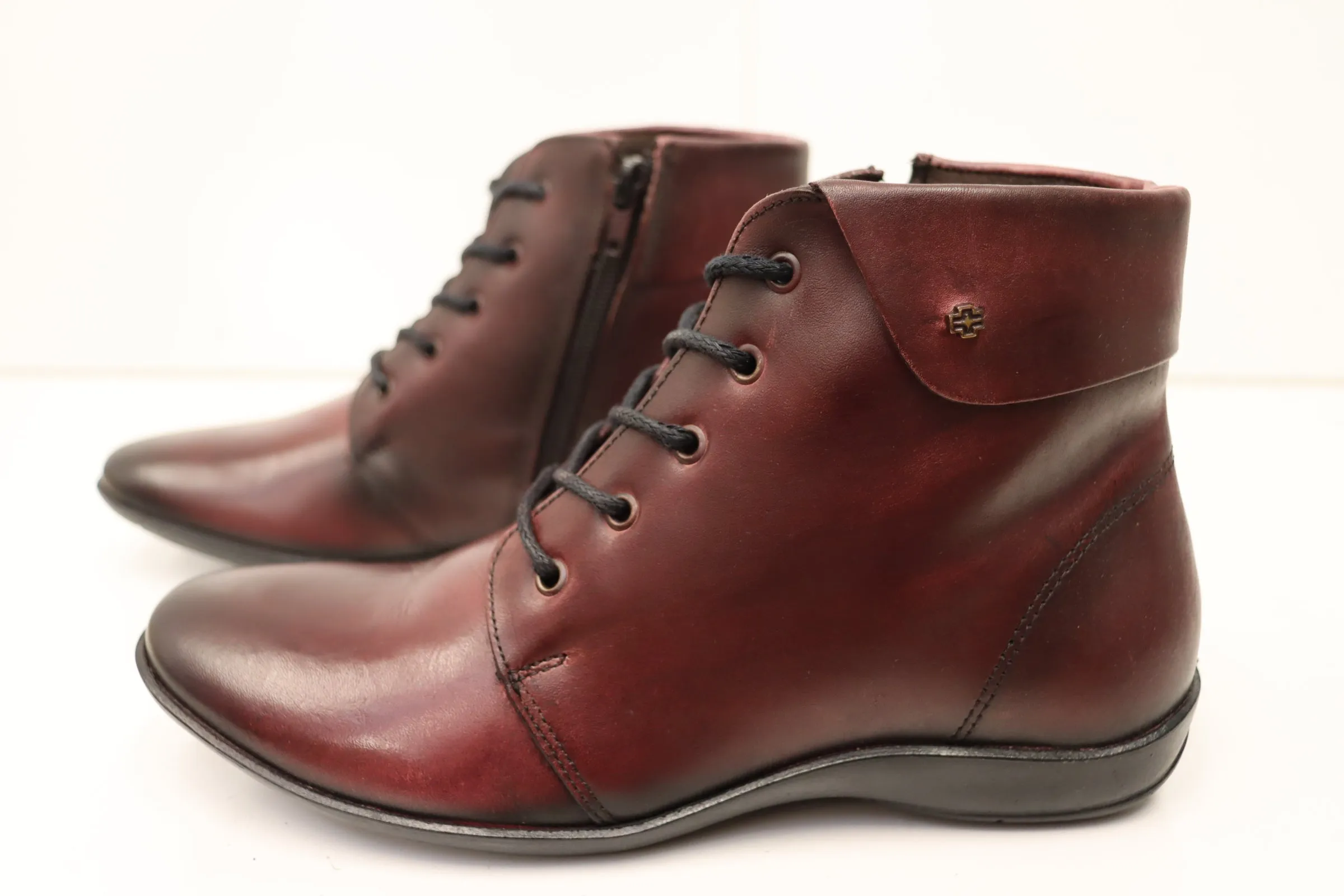 Perlatto Marie Damen Bequeme Leder Knöchelstiefel Hergestellt in Brasilien Perlatto Schuhe