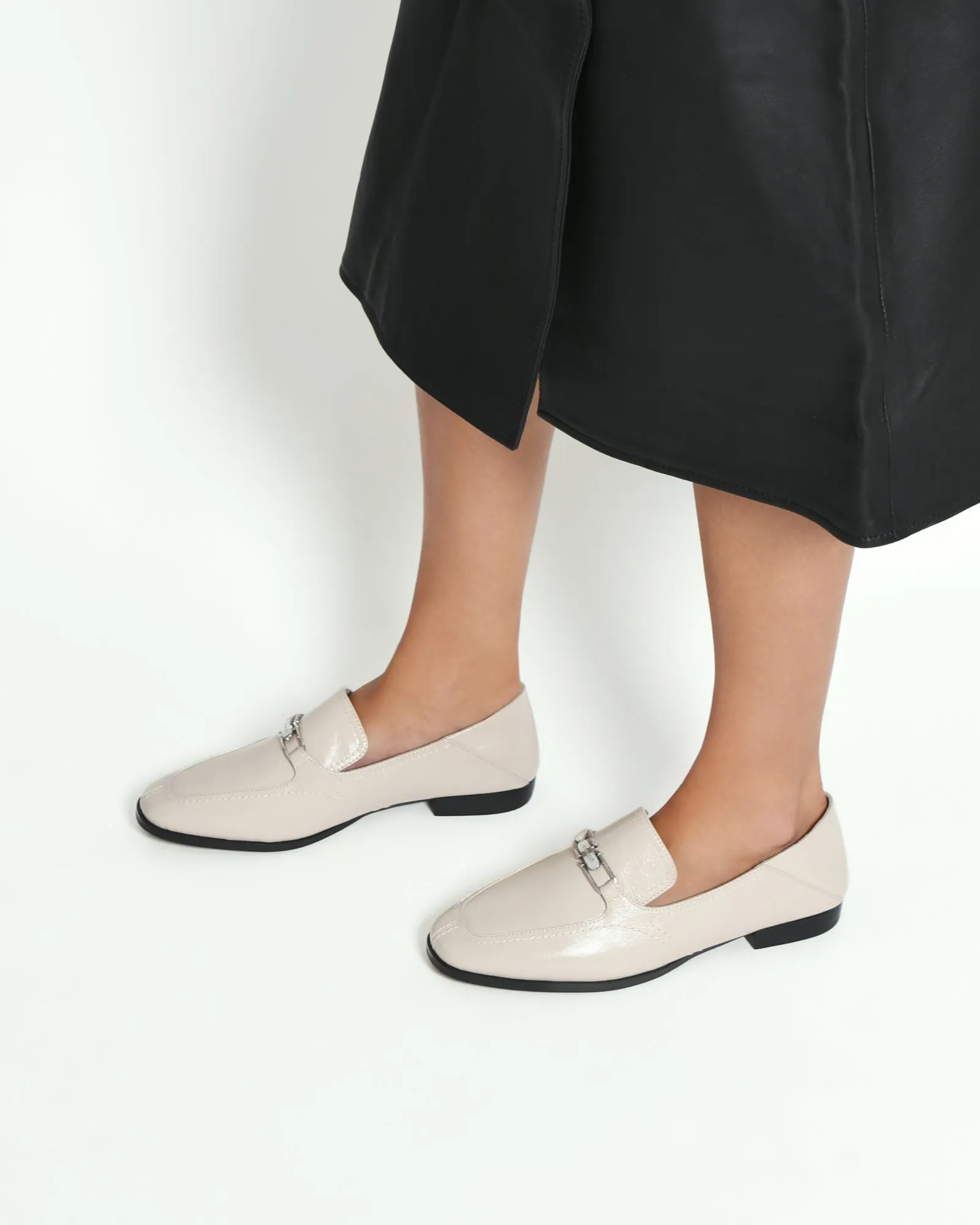 RILEY LOAFERS KNITTERLEDER IN BEIGE