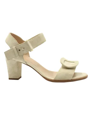 Roger Vivier Riemchensandalette mit Schnallenverschluss in Beige Wildleder