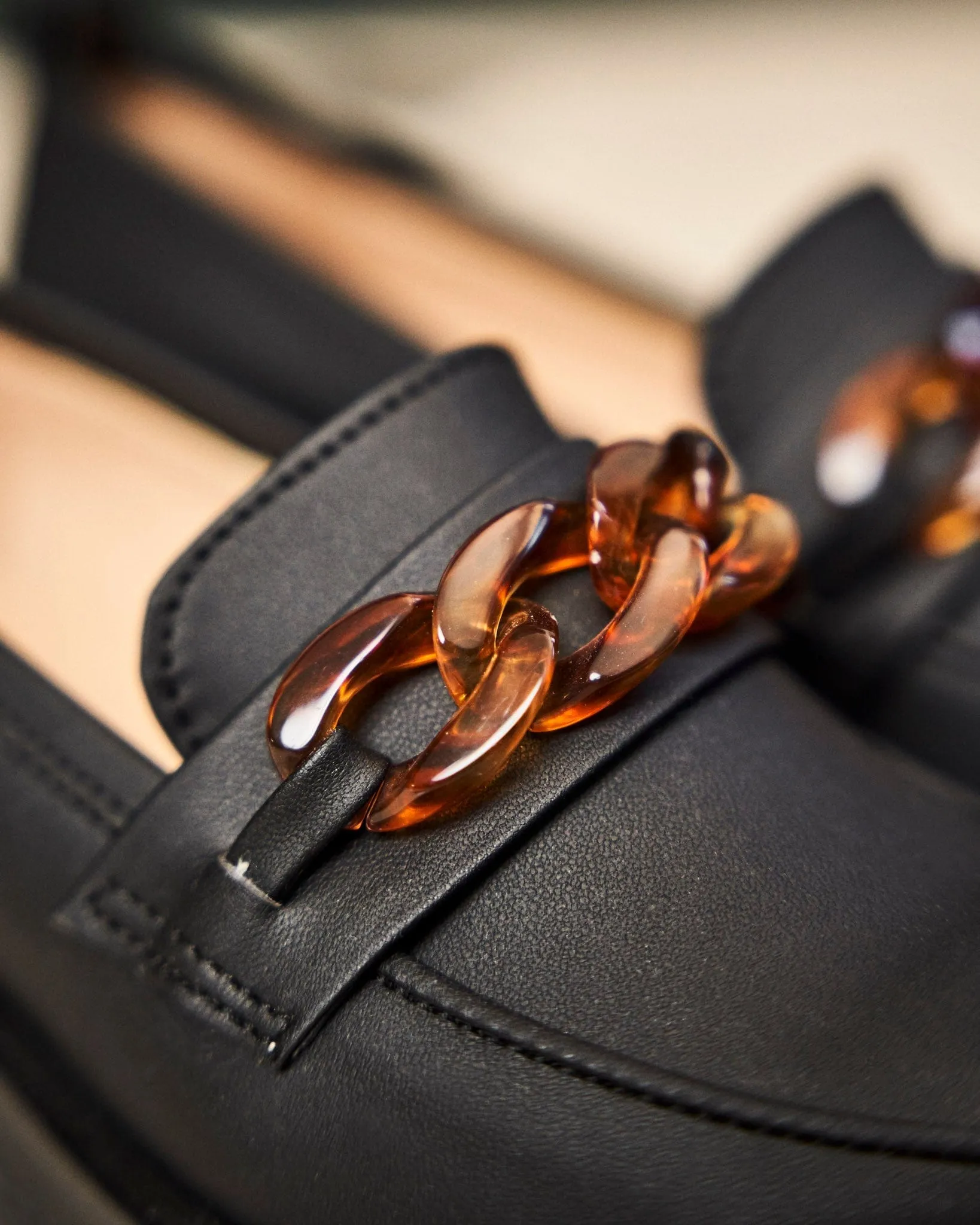 Sherlock Vegan Getreideleder-Loafer | Schwarz
