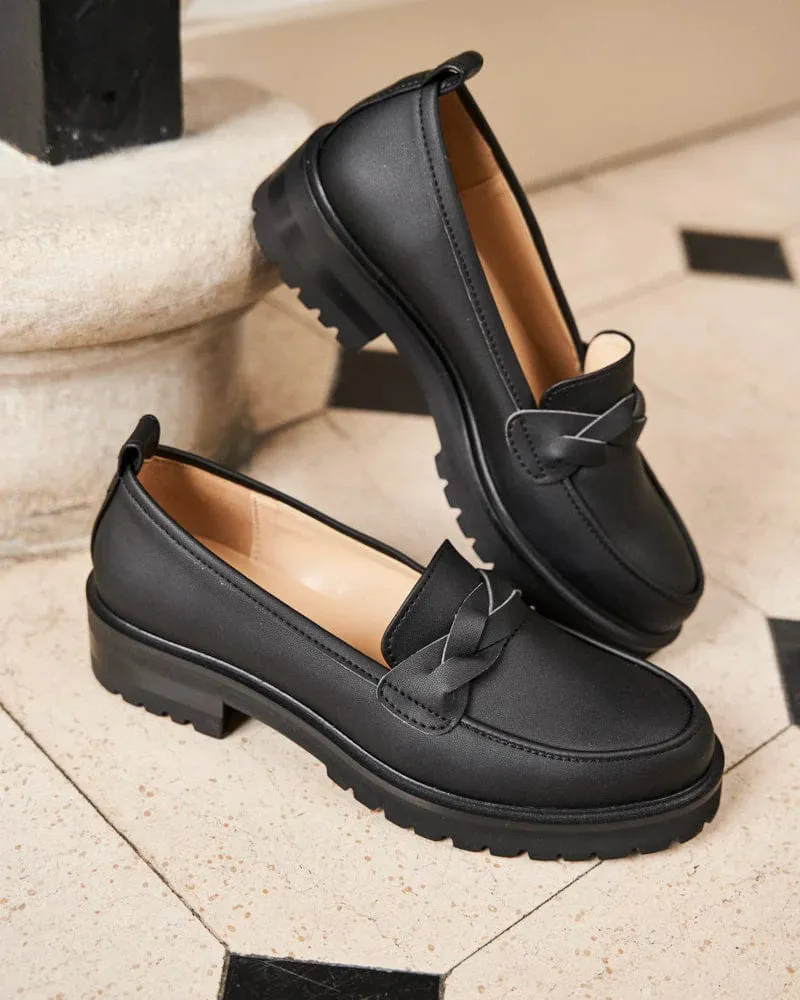 Spell Recycelte Getreide-Leder Vegane Loafers | Schwarz