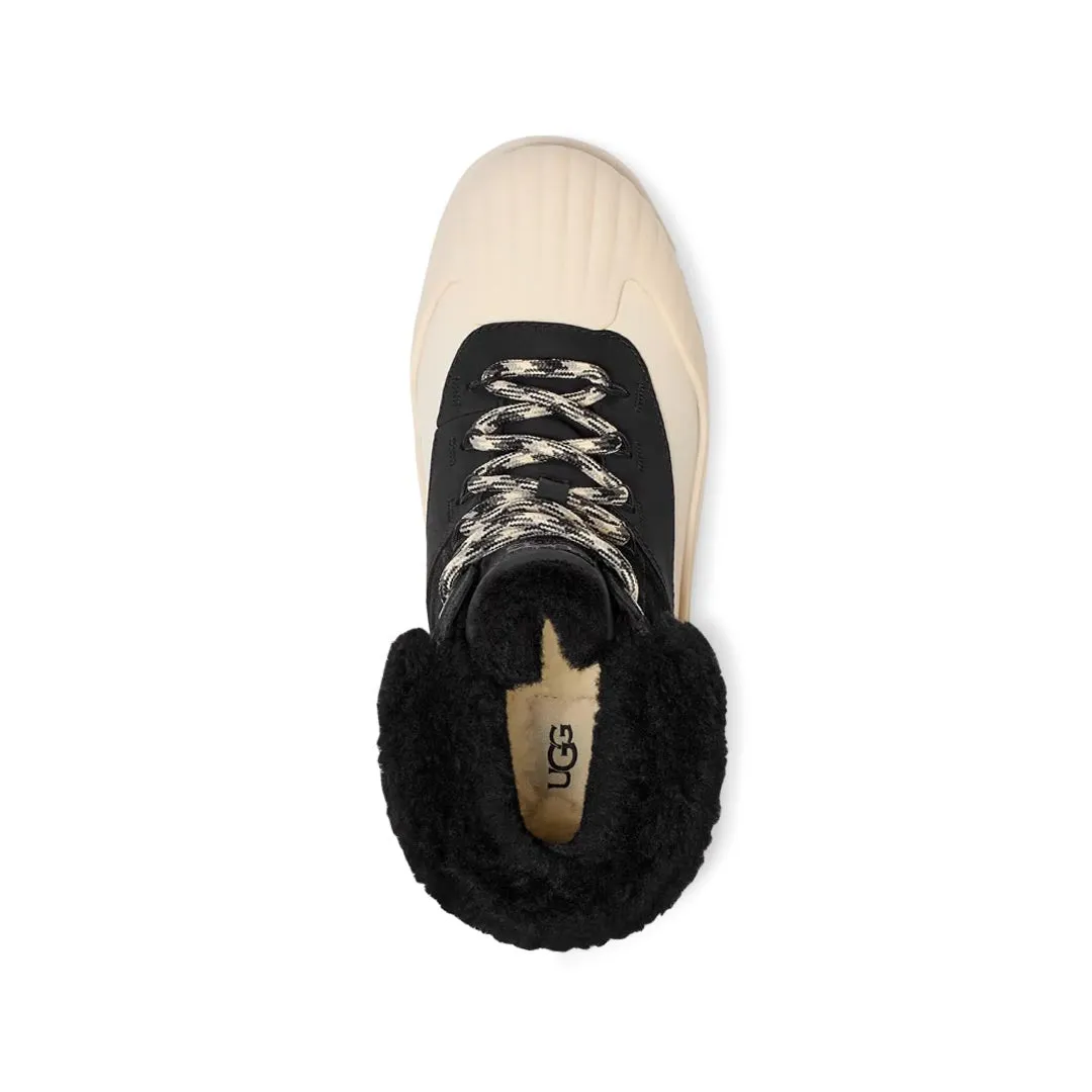 UGG® - Adiroam Wanderstiefel für Damen (1130851-BLK)