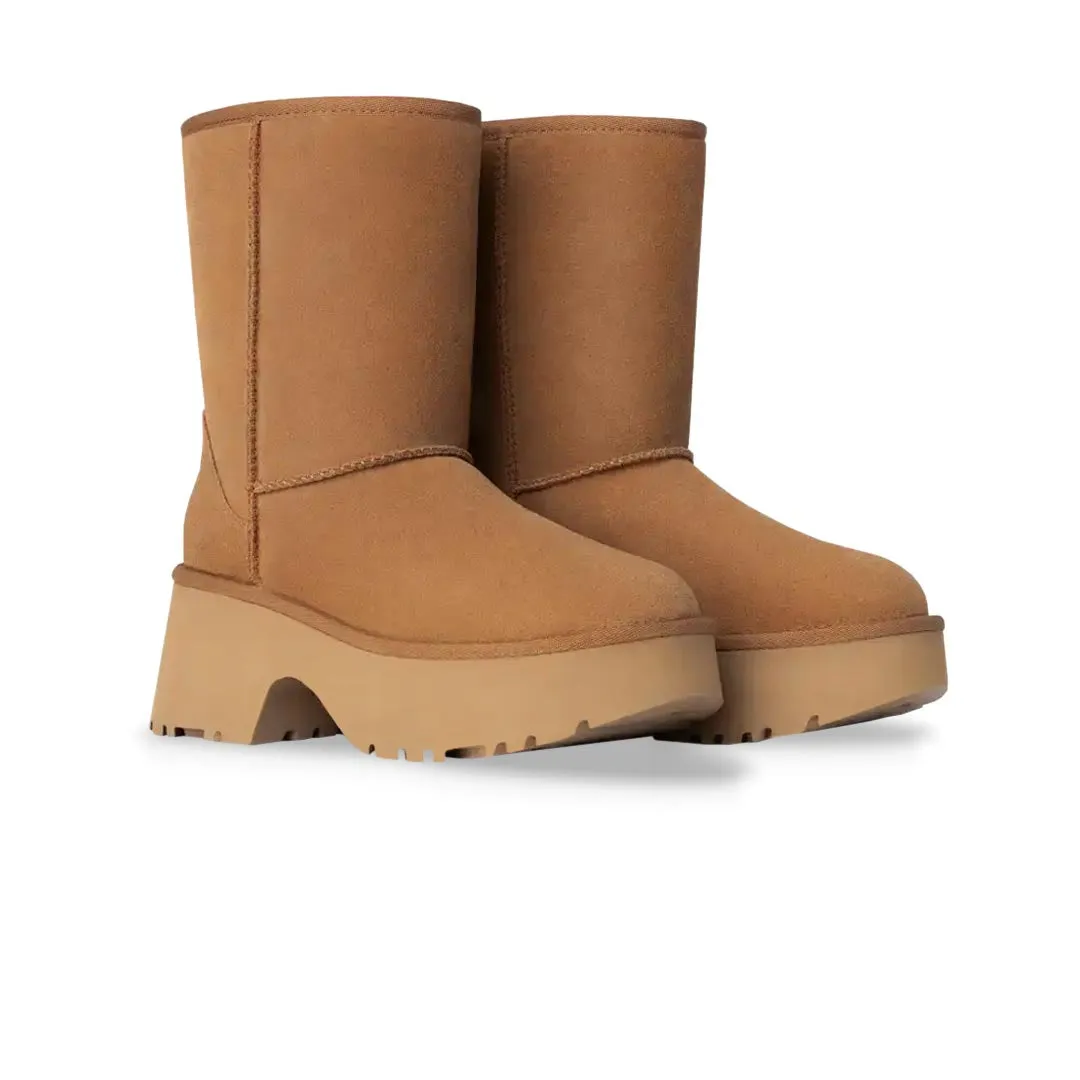 UGG® - Damen Classic Short New Heights Stiefel in Kastanie (1158310-CHE)